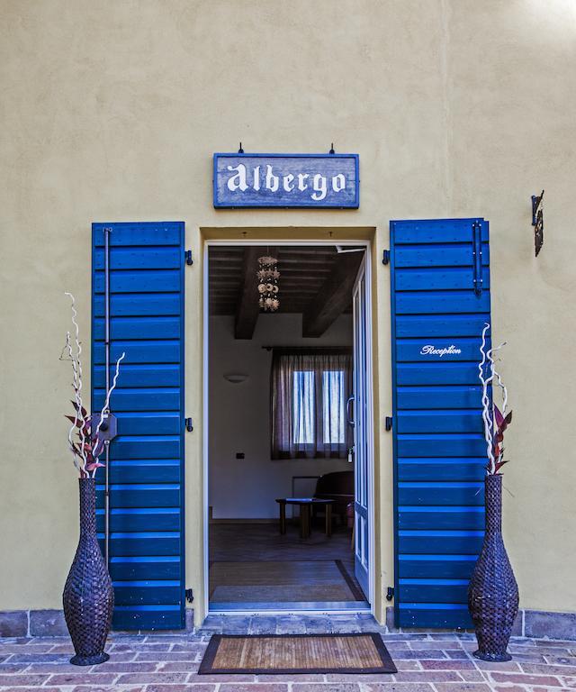 Il Ristoro Del Viandante Hotel Offagna Exterior photo